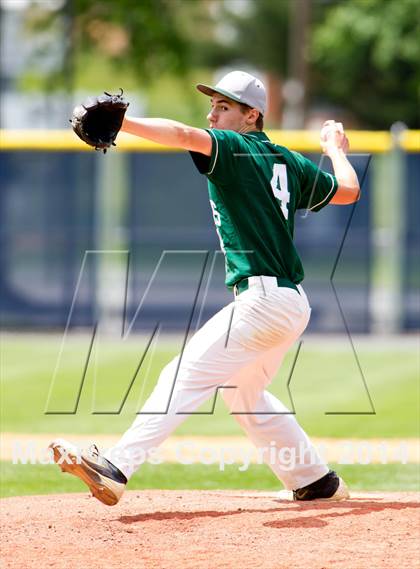 Thumbnail 1 in Rye Neck vs. Spackenkill (NYSPHSAA Class B Regional Semifinal) photogallery.
