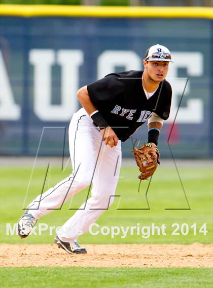 Thumbnail 3 in Rye Neck vs. Spackenkill (NYSPHSAA Class B Regional Semifinal) photogallery.