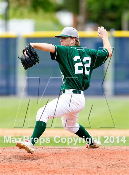 Thumbnail 3 in Rye Neck vs. Spackenkill (NYSPHSAA Class B Regional Semifinal) photogallery.
