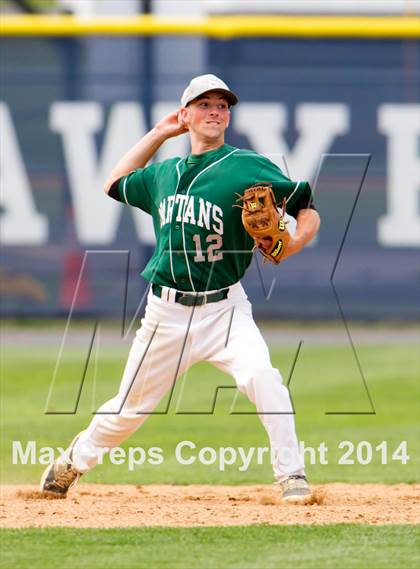 Thumbnail 3 in Rye Neck vs. Spackenkill (NYSPHSAA Class B Regional Semifinal) photogallery.
