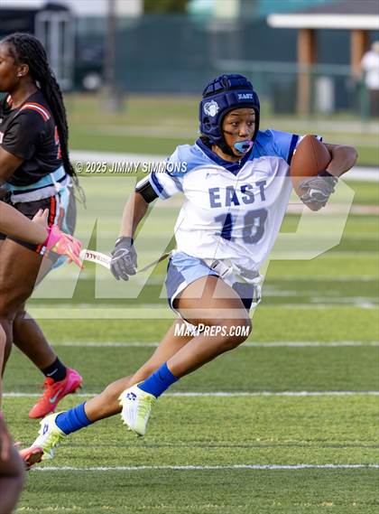 Thumbnail 2 in Belleville East @ Edwardsville photogallery.