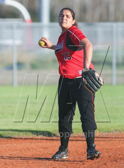 Thumbnail 2 in Lutheran South @ Hitchcock photogallery.