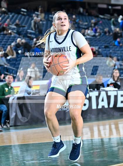Thumbnail 2 in Richland vs. Woodinville (WIAA Round of 12) photogallery.