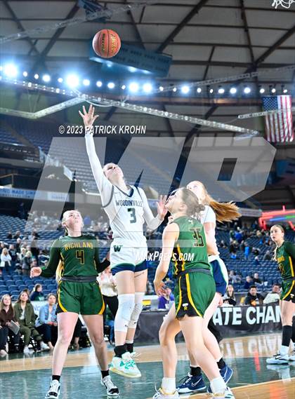 Thumbnail 1 in Richland vs. Woodinville (WIAA Round of 12) photogallery.