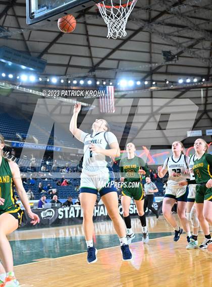 Thumbnail 2 in Richland vs. Woodinville (WIAA Round of 12) photogallery.