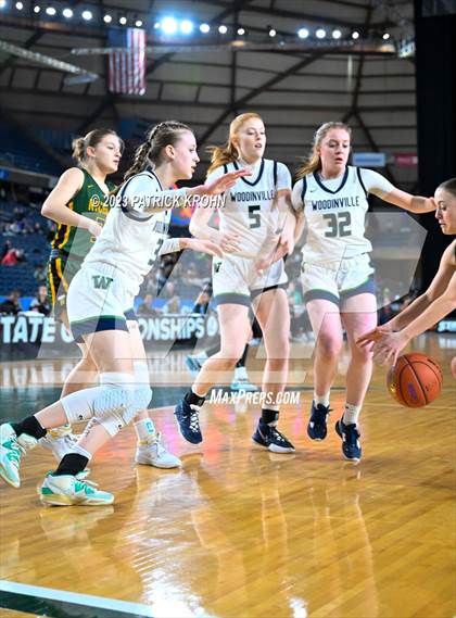 Thumbnail 3 in Richland vs. Woodinville (WIAA Round of 12) photogallery.