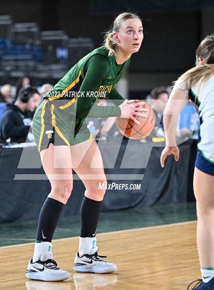 Thumbnail 3 in Richland vs. Woodinville (WIAA Round of 12) photogallery.