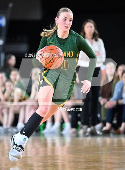 Thumbnail 2 in Richland vs. Woodinville (WIAA Round of 12) photogallery.
