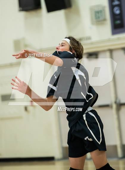 Thumbnail 1 in Oak Park @ Camarillo photogallery.