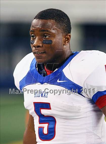 Thumbnail 3 in Boswell vs. Midway (4A Division 1 Region 1 Area Playoffs) photogallery.