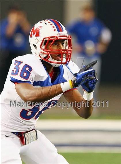 Thumbnail 2 in Boswell vs. Midway (4A Division 1 Region 1 Area Playoffs) photogallery.