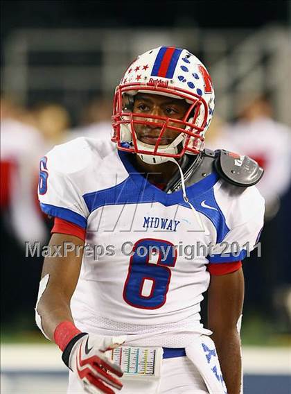 Thumbnail 1 in Boswell vs. Midway (4A Division 1 Region 1 Area Playoffs) photogallery.