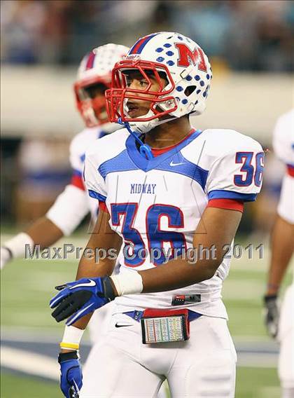 Thumbnail 2 in Boswell vs. Midway (4A Division 1 Region 1 Area Playoffs) photogallery.