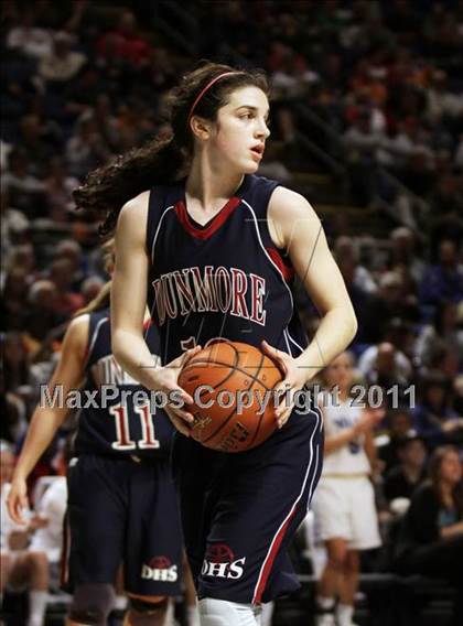 Thumbnail 2 in Villa Maria Academy vs. Dunmore (PIAA Class AA Championship) photogallery.