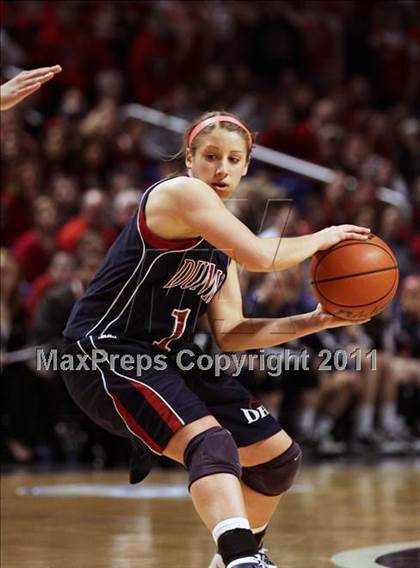 Thumbnail 2 in Villa Maria Academy vs. Dunmore (PIAA Class AA Championship) photogallery.