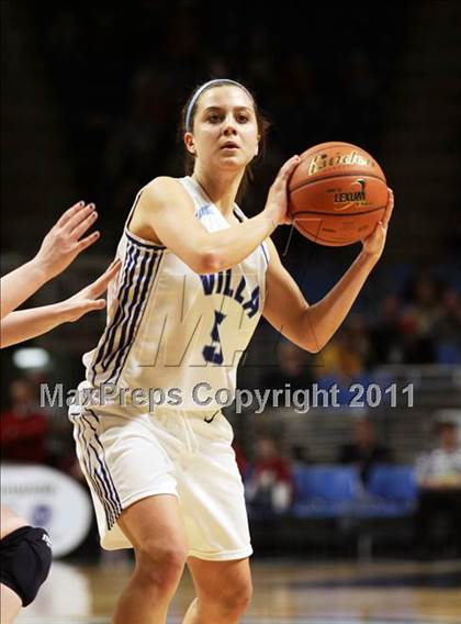 Thumbnail 2 in Villa Maria Academy vs. Dunmore (PIAA Class AA Championship) photogallery.