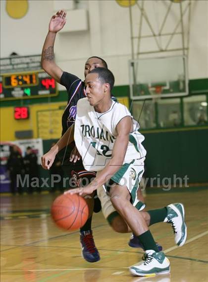 Thumbnail 2 in San Leandro @ Castro Valley photogallery.