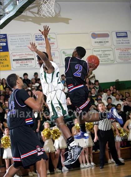 Thumbnail 1 in San Leandro @ Castro Valley photogallery.