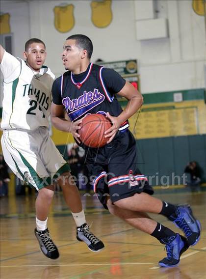 Thumbnail 1 in San Leandro @ Castro Valley photogallery.