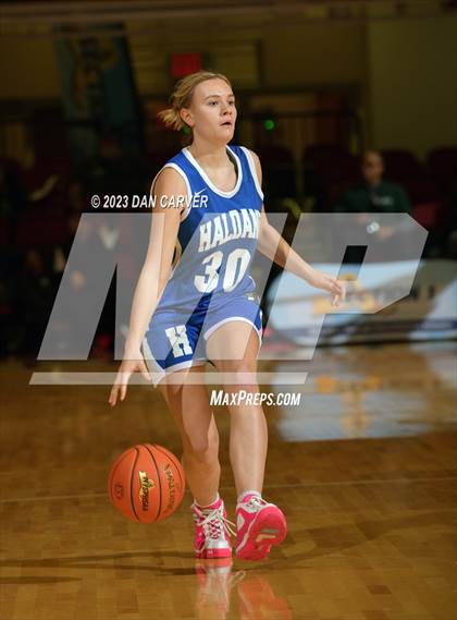 Thumbnail 1 in Haldane vs. Tuckahoe (NYSPHSAA  Section 1 Class C Semifinal) photogallery.
