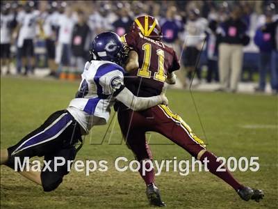 Thumbnail 3 in Carlsbad vs. Torrey Pines (D1 Section Final) photogallery.