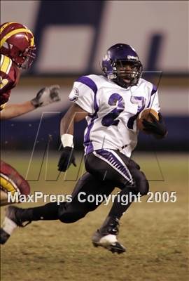 Thumbnail 2 in Carlsbad vs. Torrey Pines (D1 Section Final) photogallery.