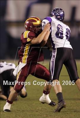 Thumbnail 2 in Carlsbad vs. Torrey Pines (D1 Section Final) photogallery.