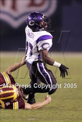 Thumbnail 2 in Carlsbad vs. Torrey Pines (D1 Section Final) photogallery.