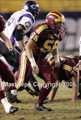 Thumbnail 2 in Carlsbad vs. Torrey Pines (D1 Section Final) photogallery.