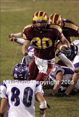 Thumbnail 2 in Carlsbad vs. Torrey Pines (D1 Section Final) photogallery.