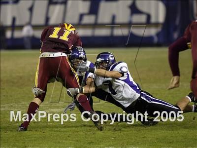 Thumbnail 3 in Carlsbad vs. Torrey Pines (D1 Section Final) photogallery.