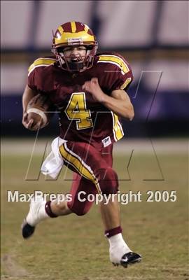 Thumbnail 1 in Carlsbad vs. Torrey Pines (D1 Section Final) photogallery.