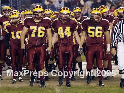 Thumbnail 2 in Carlsbad vs. Torrey Pines (D1 Section Final) photogallery.
