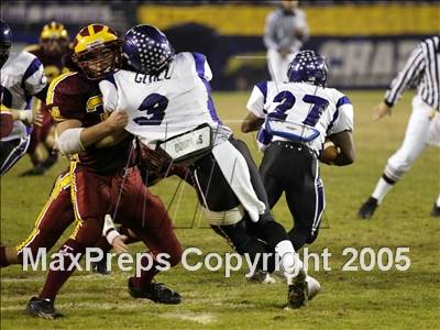 Thumbnail 1 in Carlsbad vs. Torrey Pines (D1 Section Final) photogallery.