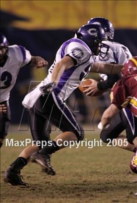 Thumbnail 1 in Carlsbad vs. Torrey Pines (D1 Section Final) photogallery.