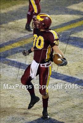 Thumbnail 3 in Carlsbad vs. Torrey Pines (D1 Section Final) photogallery.