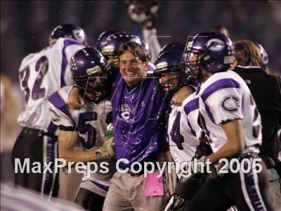 Thumbnail 1 in Carlsbad vs. Torrey Pines (D1 Section Final) photogallery.