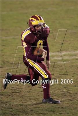 Thumbnail 3 in Carlsbad vs. Torrey Pines (D1 Section Final) photogallery.