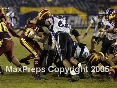 Thumbnail 2 in Carlsbad vs. Torrey Pines (D1 Section Final) photogallery.