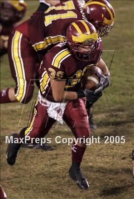 Thumbnail 2 in Carlsbad vs. Torrey Pines (D1 Section Final) photogallery.