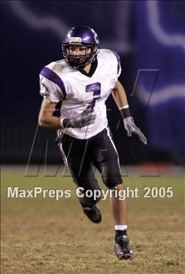 Thumbnail 1 in Carlsbad vs. Torrey Pines (D1 Section Final) photogallery.