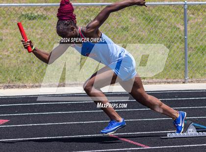 Thumbnail 2 in NCHSAA 4A West Regional Championships photogallery.