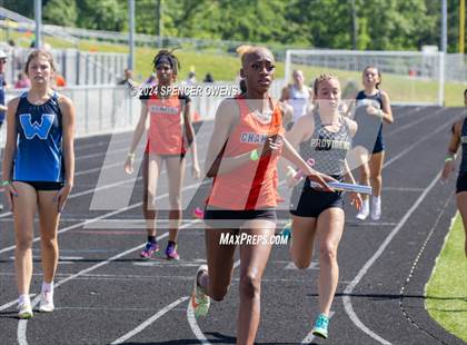 Thumbnail 2 in NCHSAA 4A West Regional Championships photogallery.