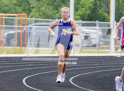 Thumbnail 1 in NCHSAA 4A West Regional Championships photogallery.