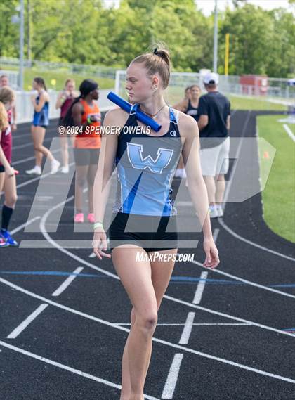 Thumbnail 1 in NCHSAA 4A West Regional Championships photogallery.