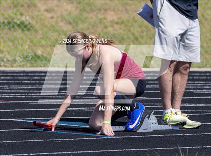 Thumbnail 2 in NCHSAA 4A West Regional Championships photogallery.