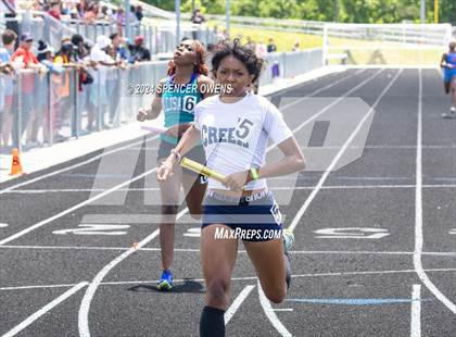 Thumbnail 3 in NCHSAA 4A West Regional Championships photogallery.