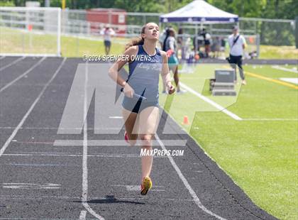 Thumbnail 3 in NCHSAA 4A West Regional Championships photogallery.