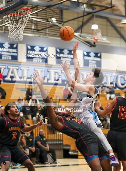 Thumbnail 3 in Arcadia vs Crescenta Valley photogallery.