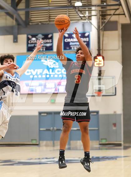 Thumbnail 1 in Arcadia vs Crescenta Valley photogallery.